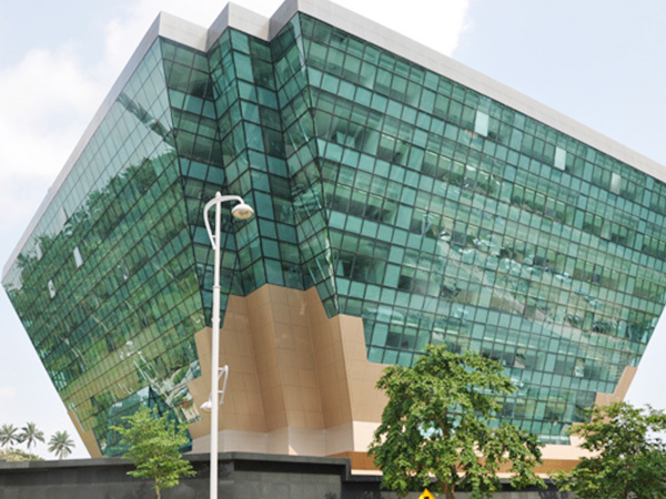 马来西亚苏莱洲政府大楼 .jpg